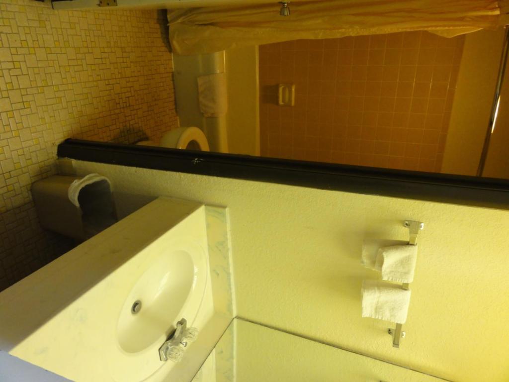 Budget Inn Selma Room photo